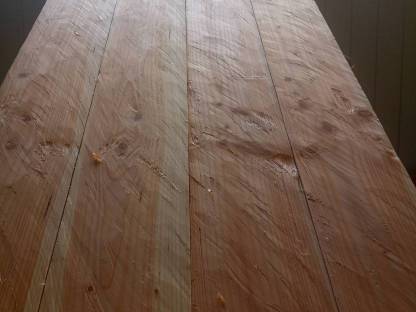 Bild 9:Holzbohlen - Eiche, Esche, Kastanie, Nuss, Kirsche