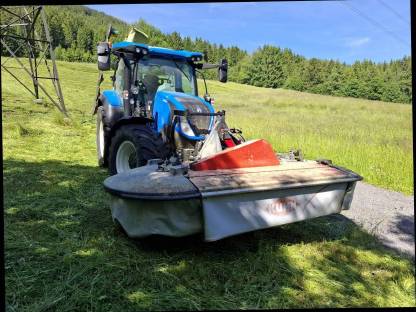 Bild 3:Kuhn PZ 270 Frontmähwerk