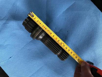 Bild 3:Zapfwellenstummel Steyr, Case, New Holland