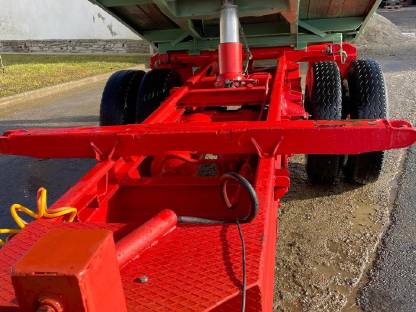 Bild 3:Dreiseiten-Kipper