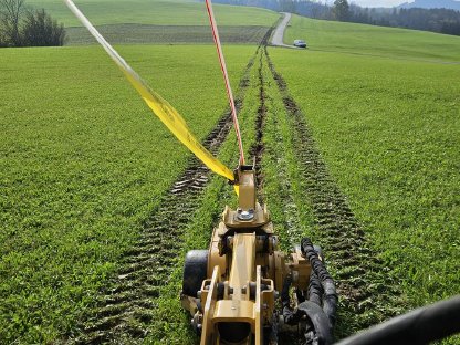 Bild 5:Vermeer Case Kabelpflug-Arbeiten Vibrationspflug