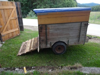 Bild 7:Viehanhänger mit Beleuchtung