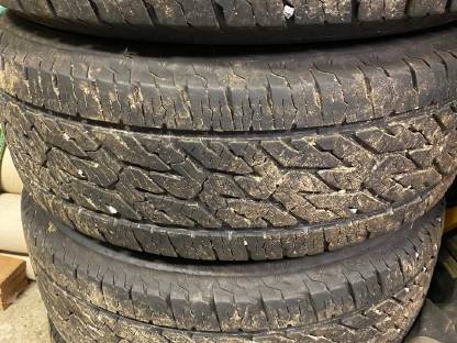 Bild 2:Kompletträder 255/60R18 für Nissan