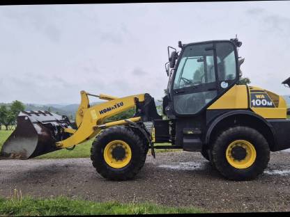 Bild 3:Komatsu WA100 M-5