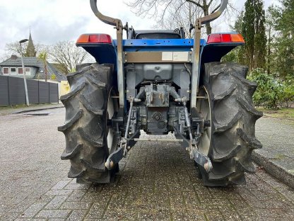 Bild 3:Iseki GEAS25 Kleintraktor Viel Zubehör