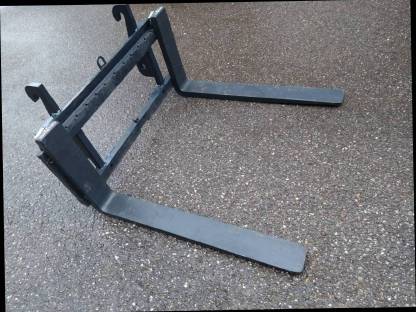 Bild 3:Palettengabel mit Weidemann Aufnahme