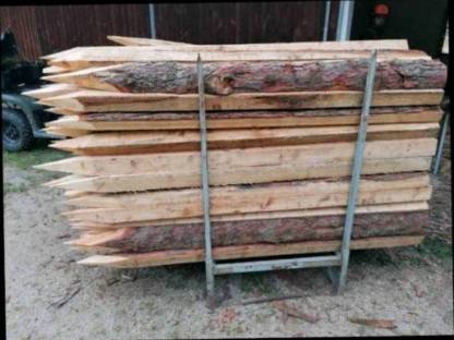 Bild 2:Zaunpfähle Almlärche, Stempel, Strempel, Pflöcke