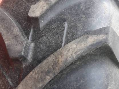 Bild 4:Traktorreifen