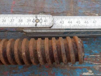 Bild 2:Verstellspindel