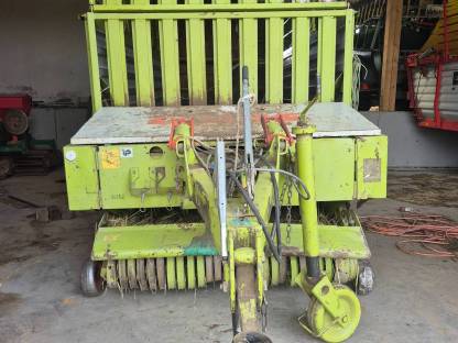 Bild 2:Claas Sprint 320K