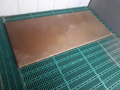 Bild 2:Heizplatten für Ferkel