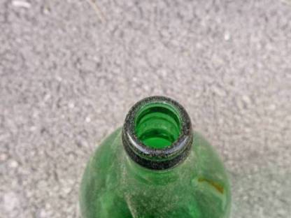 Bild 4:2 l Kronenkorkflaschen (Glasflaschen) ca. 1.350 Stk.