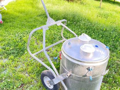 Bild 3:Milchtank