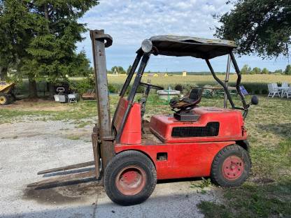 Bild 3:Linde Güldner Hubtrac H3K