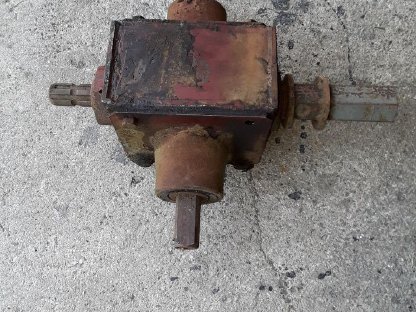 Bild 2:Winkelgetriebe für Miststreuer