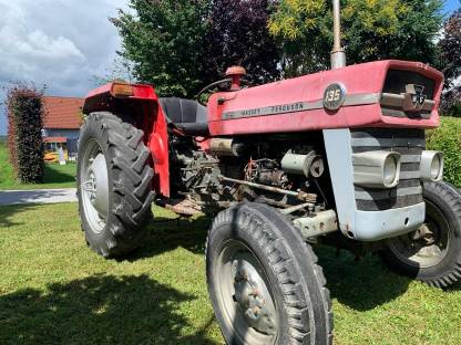 Massey Ferguson 135