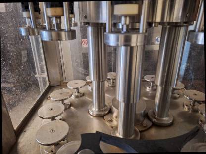 Bild 5:Borelli Abfüllanlage