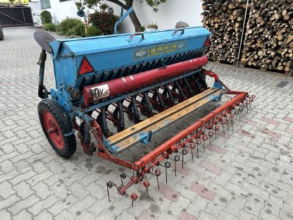 Bild 3:Drill-Sämaschine Marke ISARIA