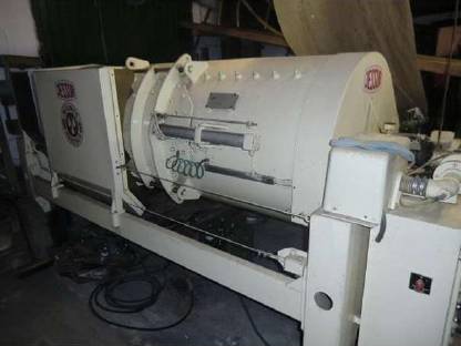 Bild 2:Pneumatische Weinpresse Jessur