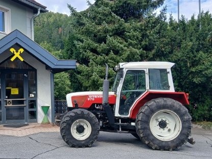 Steyr 970 A Allrad Traktor mit Zubehör