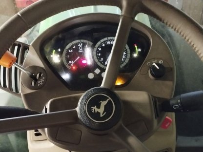 Bild 3:John Deere Schlepper R 6110