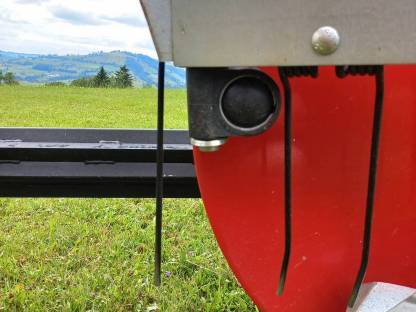 Bild 3:Repossi 6.000 FP BIG Front- und Heckanbau Mittelschwader