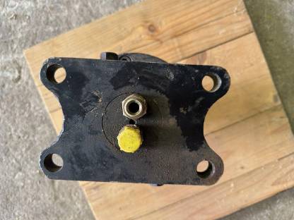 Bild 2:Hydraulischer Rotator MTR 453