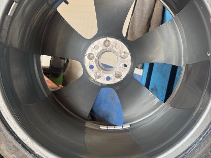 Bild 3:Alufelgen Audi Reifen 285/40R21