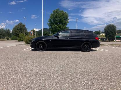 Bild 2:BMW 320i xDrive