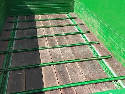 Bild 3:Anhänger Mengele Kratzbodenwagen