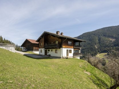 Bild 5:Wagrain: Landwirtschaftliches Anwesen in erhöhter Lage