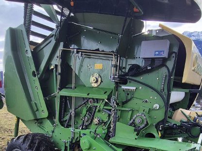 Bild 5:Krone Comprima F 155XC