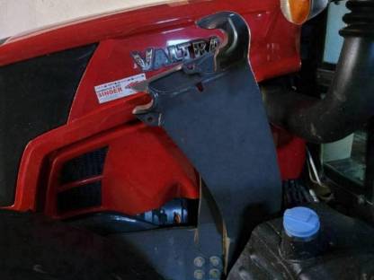 Bild 2:MX Frontladerkonsole