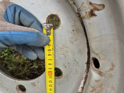 Bild 5:1 Stk. Felge Komplettrad 9x15.3