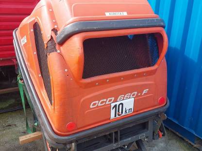 Bild 4:Grasfangbehälter Kubota F3560