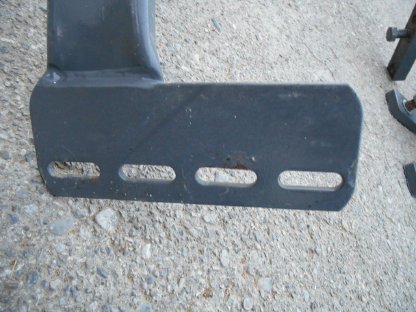 Bild 3:Kotflügelhalter Strebe Fendt für 24