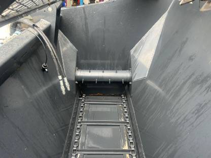 Bild 4:Futterfrässchaufel