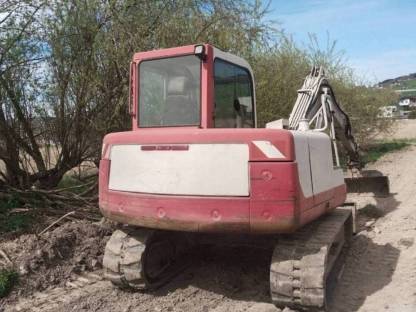 Bild 3:Takeuchi TB070