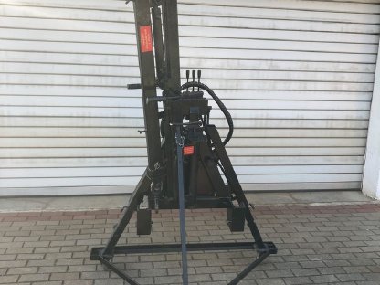 Bild 9:Kran zum Brennholz verladen (Eigenbau mit Zange)