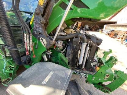 Bild 5:JD 5090 M Top Zustand