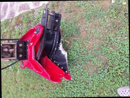 Bild 3:Fällgreifer, Baumschere