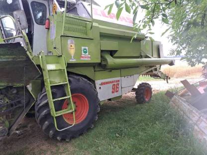 Bild 2:Claas Dominator 96