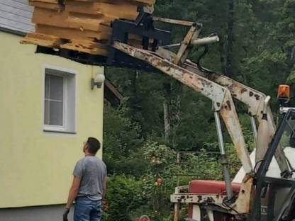 Bild 2:Hauer Frontlader