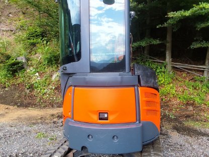 Bild 2:Hitachi ZX22U-2CLR