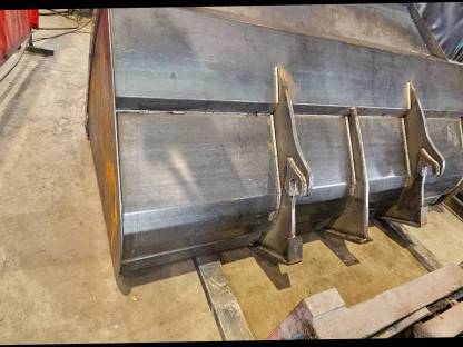 Bild 4:Hoflader Schaufeln, Frontlader, Radlader, Teleskoplader