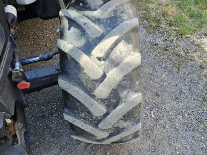 Bild 2:Traktorreifen Continental 365-70R18