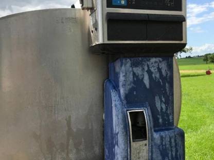 Bild 4:Alfa Laval Milchtank 2.800 l