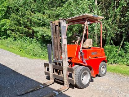 Bild 2:Steinbock Stapler 4 Tonnen