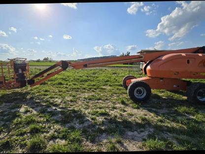 Bild 3:JLG 460SJ. Arbeitsbühne/Hupsteiger