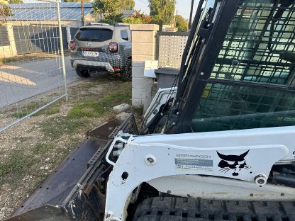 Bild 8:Bobcat T450